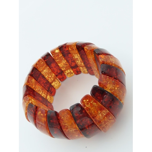 458 - Amber Ladies Bracelet of Articulated Form