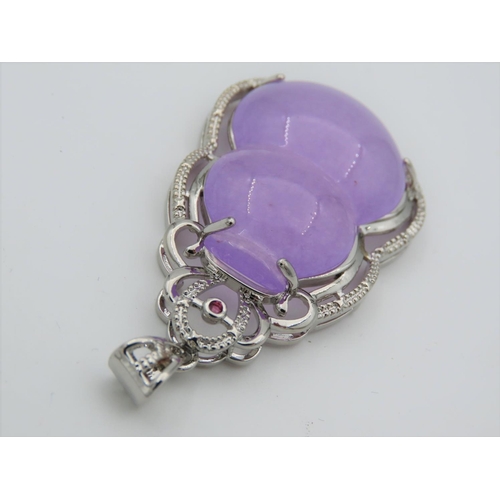 462 - Silver Mounted Lavender Jade Ladies Pendant