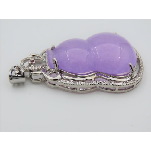 462 - Silver Mounted Lavender Jade Ladies Pendant