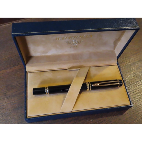 468 - Waterman Vintage Fountain Pen with Gold Nib Original Presentation Case Good Condition