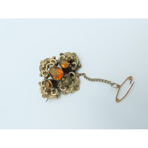 520 - Antique 9 Carat Gold Mounted Citrine Three Stone Set Ladies Brooch with Safety Chain 9 Carat Gold