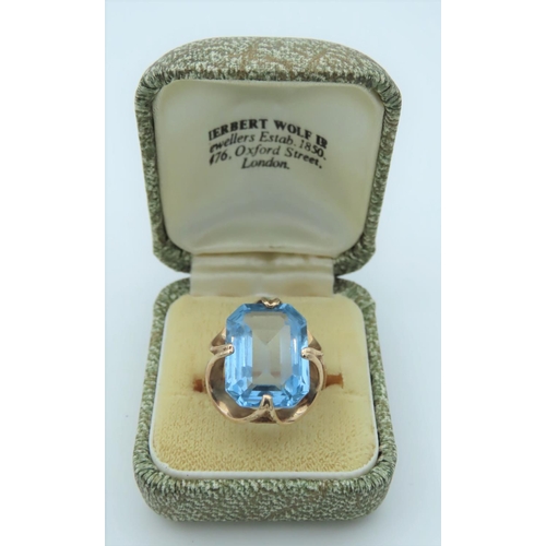 556 - Topaz Set 9 Carat Gold Ring Good Colour 9 Carat Gold Size K