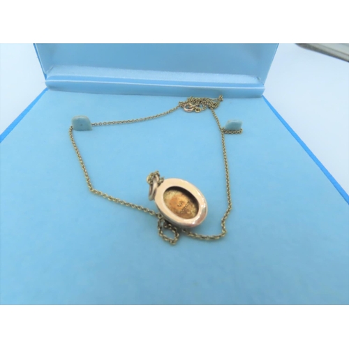 570 - Cameo Set Ladies 9 Carat Gold Pendant Necklace