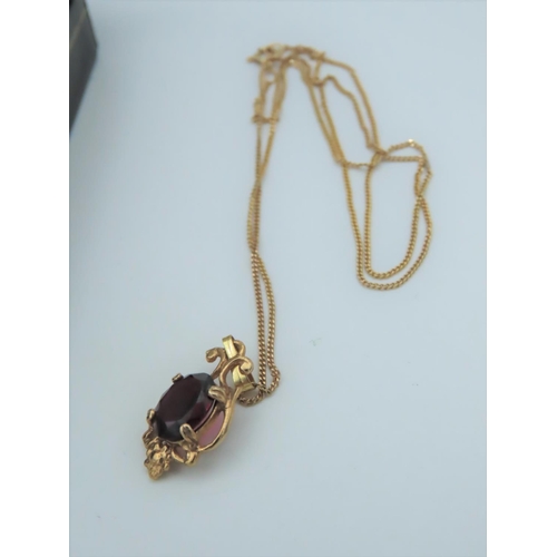 574 - Garnet Set Ladies Pendant Necklace Mounted on 9 Carat Gold Set on 9 Carat Gold Chain