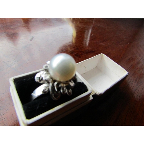 630 - Pearl Set 18 Carat White Gold Ring Size M Pearl of Good Lustre