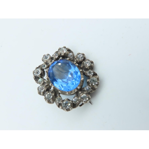 650 - Pale Blue Sapphire Brooch Of Attractive Colour Mounted on 9 Carat Gold