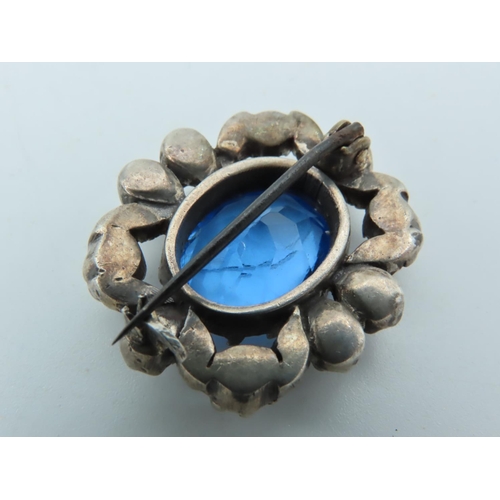 650 - Pale Blue Sapphire Brooch Of Attractive Colour Mounted on 9 Carat Gold