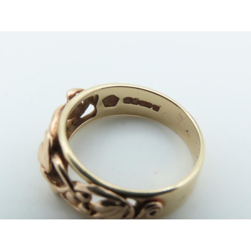 651 - 9 Carat Yellow Gold Vine Motif Ladies Ring Size P