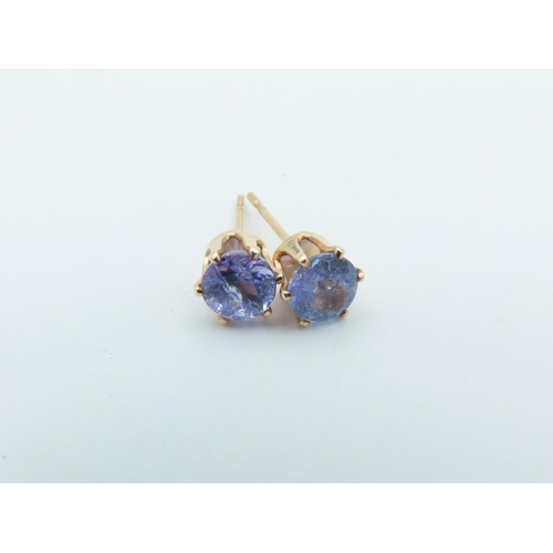 652 - Pair of 14 Carat Gold Mounted Tanzanite Stud Earrings Attractive Colour