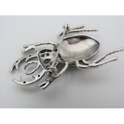 662 - Solid Silver Enamel Decorated Marquise Set Bug Motif Brooch