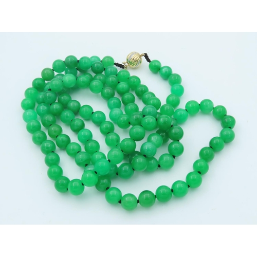 674 - Fine 18 Carat Gold Clasp Decorated Diamond Mounted Jade Bead Necklace of Fine Colour