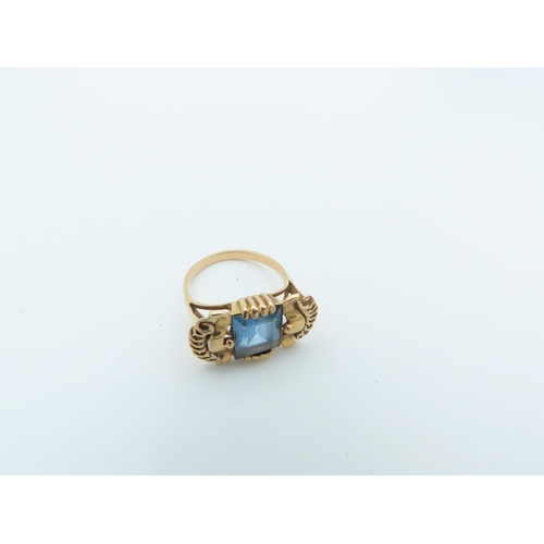 680 - 18 Carat Yellow Gold Mounted Ladies Aquamarine Ring Size N and a Half