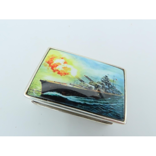 692 - Ship Motif Decorated Solid Silver Snuff Box Hinged Cover