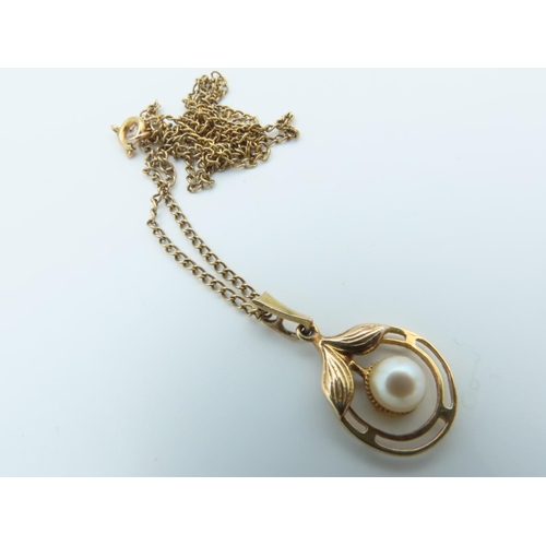 708 - 9 Carat Gold Pearl Mounted Pendant Necklace Mounted on Yellow Gold with 9 Carat Gold Necklace