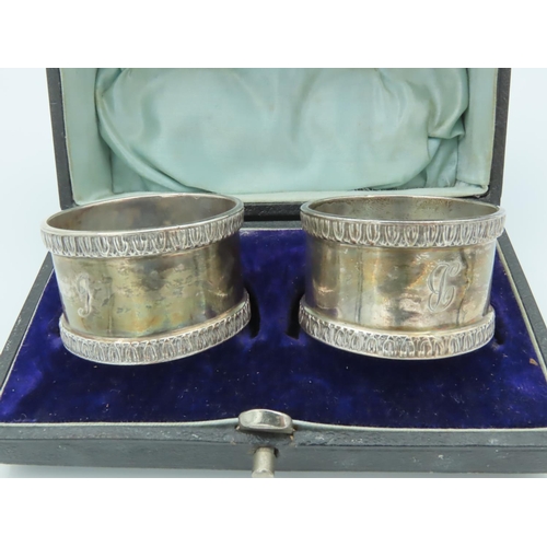 752 - Cased Pair of Edward VII Solid Silver Napkin Rings Hallmarked Date 1909 Walker and Hall