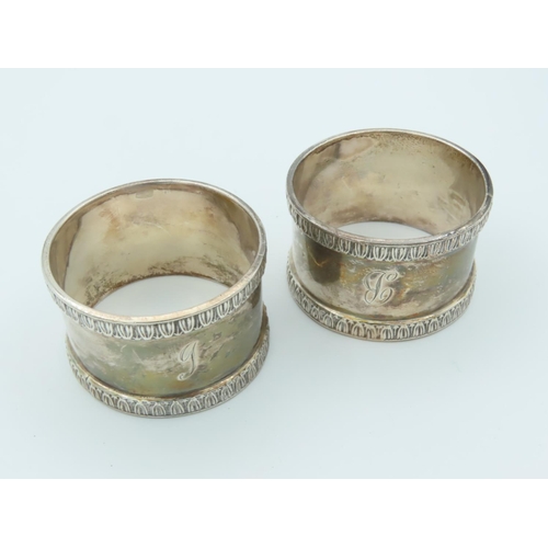 752 - Cased Pair of Edward VII Solid Silver Napkin Rings Hallmarked Date 1909 Walker and Hall