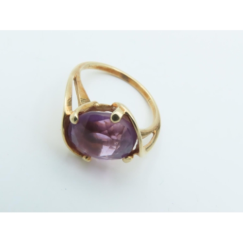 757 - 14 Carat Yellow Gold Mounted Ladies Amethyst Centre Stone Ring Size N