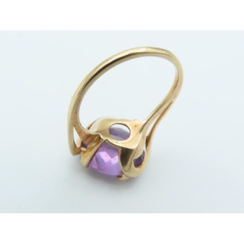 757 - 14 Carat Yellow Gold Mounted Ladies Amethyst Centre Stone Ring Size N