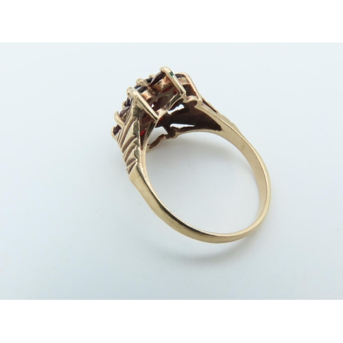 762 - 9 Carat Yellow Gold Mounted Ladies Cluster Ring Size M