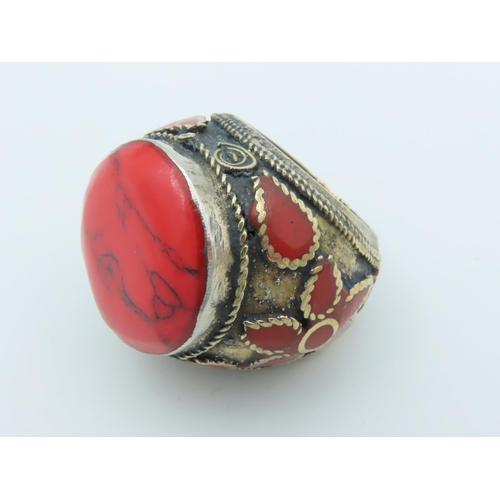 778 - Vintage Mexican Ladies Cabochon Cut Decorated Ring