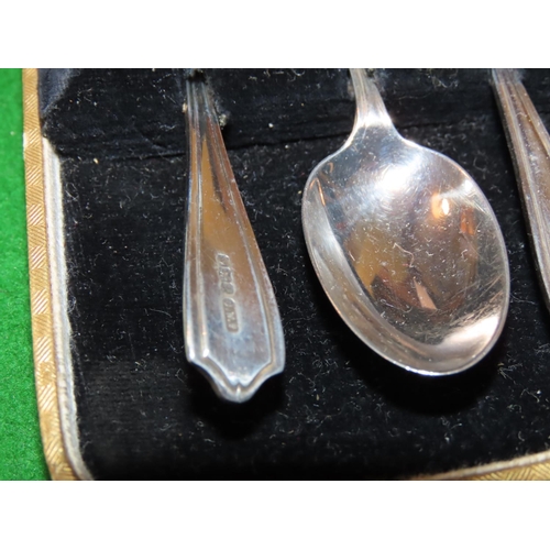 797 - Set of Six Solid Silver Teaspoons contained within Presentation Case