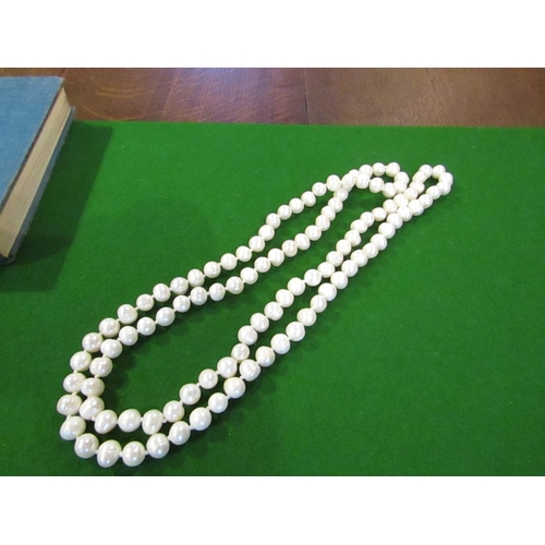 802 - Ladies Pearl Necklace of Good Length Attractive Bright Lustre