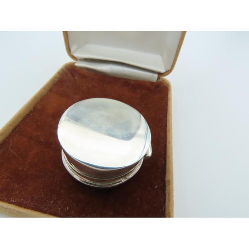 862 - Solid Silver Circular Form Pill Box of Neat Size with Nude to Cover