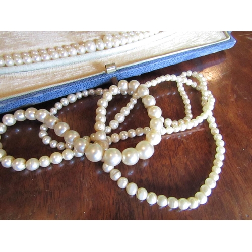 981 - Twin Strand Ladies Pearl Necklace Graduated Form and Another Single Strand