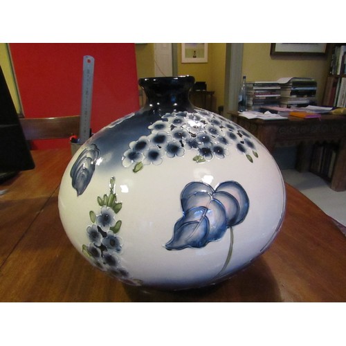 820 - Fine Porcelain Vase of Globe Form with Decorated Floral Motifs Good Original Condition Approximately... 