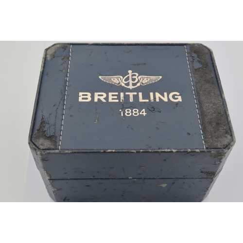 201 - Breitling Navitimer Gentleman's Chronograph Wristwatch Model D3002212 18 Carat Gold Case Working Ord... 