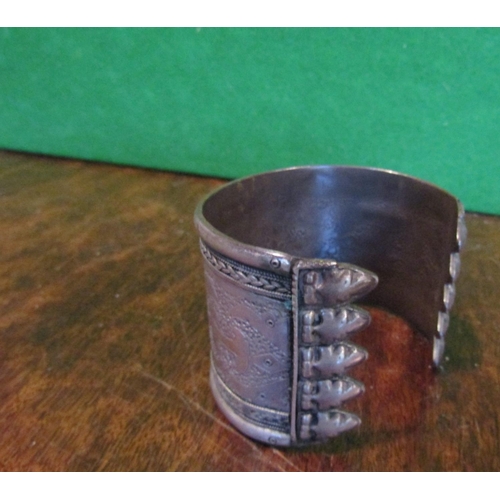 498 - Antique Silver Ladies Cuff Bracelet with Incised Decoration