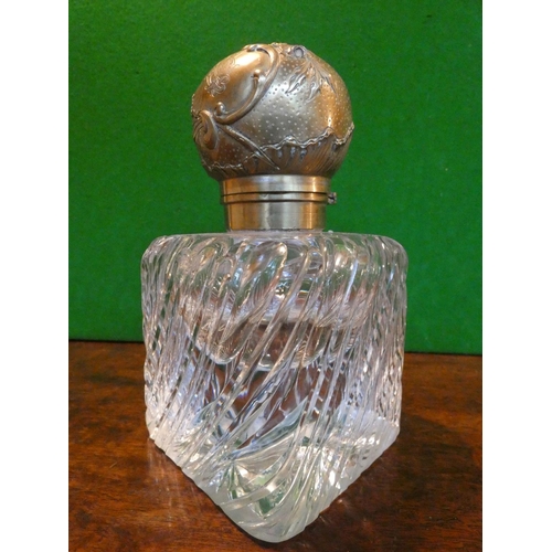 517 - Very Large Antique Cut Crystal Table Jar with Hinged Cover Approximately 8 Inches High