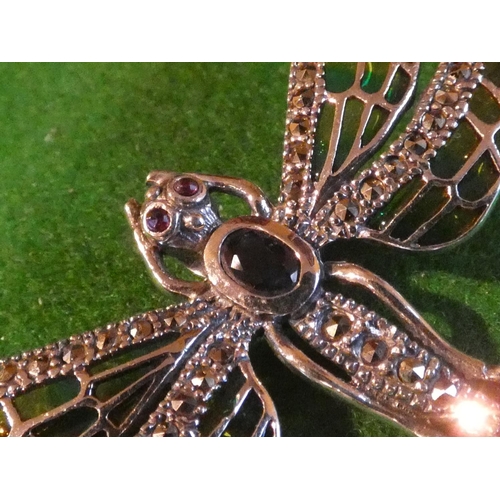 519 - Dragonfly Plique A Jour Solid Silver Ladies Brooch Attractively Detailed