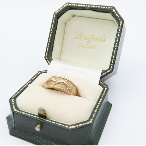 524 - Dolphin Motif Decorated 9 Carat Gold Ladies Ring Size N