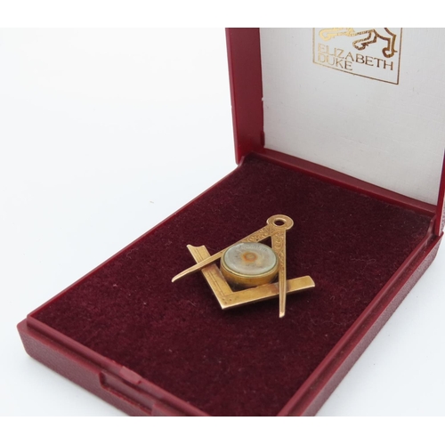 526 - Victorian 15 Carat Yellow Gold Masonic Compass Fob Hallmarked 1895