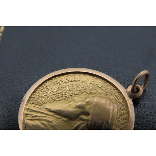 528 - 18 Carat Yellow Gold Middle Eastern Pendant with Bearded Profile Gentleman