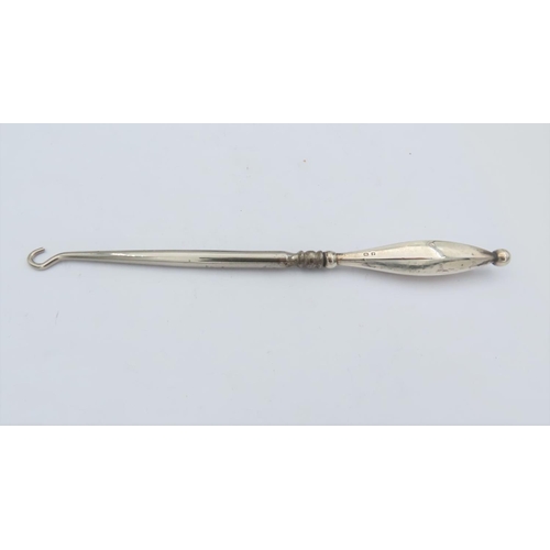 692 - Antique Solid Silver Button Hook and Shoe Horn Contained within Original Presentation Case Approxima... 