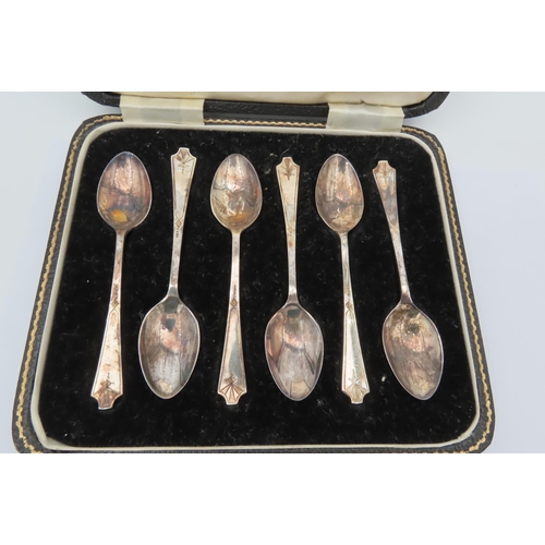 71 - Set of Six Solid Silver Teaspoons contained within Original Presentation Case