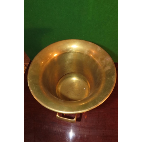 1038 - Cast Brass Champagne Bath Pedestal Form Side Carry Handles