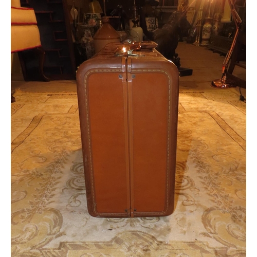 1102 - Vintage Leather Suitcase Good Original Condition