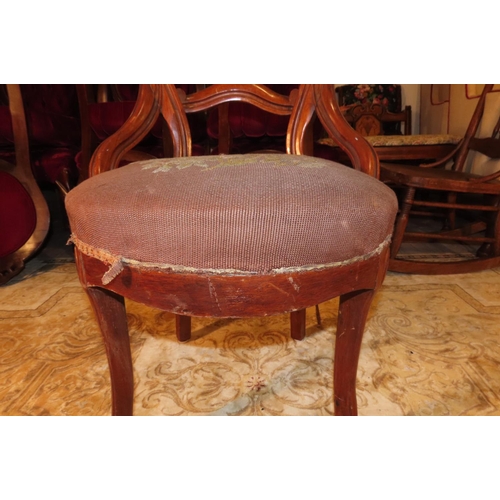 1125 - Pair of Victorian Mahogany Side Chairs with Tapestry Inset Upholstery