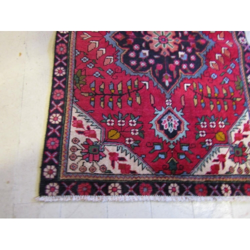 158 - Persian Pure Wool Rug Approximately 5ft Long x 3ft 8 Inches Wide