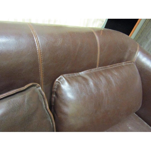 83 - Modern Italian Leather Two Seater Settee Good Original Condition Approximately 5ft Wide