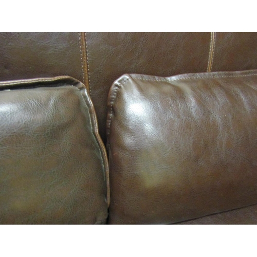 83 - Modern Italian Leather Two Seater Settee Good Original Condition Approximately 5ft Wide