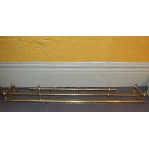 897 - Edwardian Brass Rail Form Fender to Fit 4ft Hearth