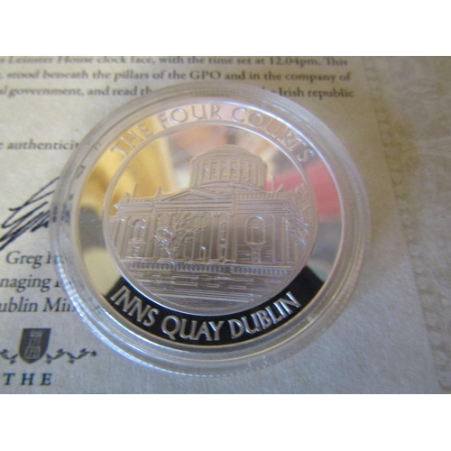 961 - The Four Courts Limited Edition Commemorative Coin Encapsulated with Certificate of Authenticity Min... 