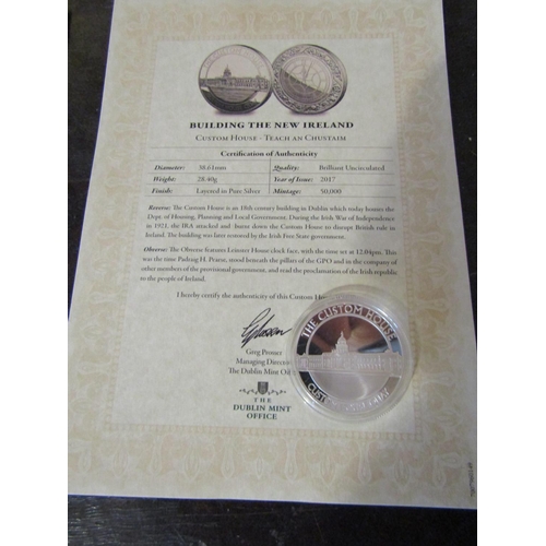 964 - Custom House Limited Edition Commemorative Coin with Certificate of Authenticity Mint Condition