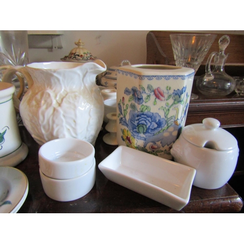 101 - Collection of Various Porcelain Items etc Quantity As Photographed