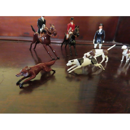 192 - Painted Lead Figures Huntsmen and Hounds Quantity As Photographed