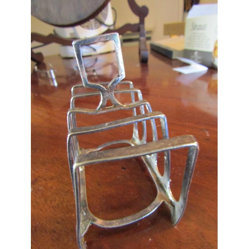 77 - Silver Edwardian Toast Rack with Integral Carry Handle